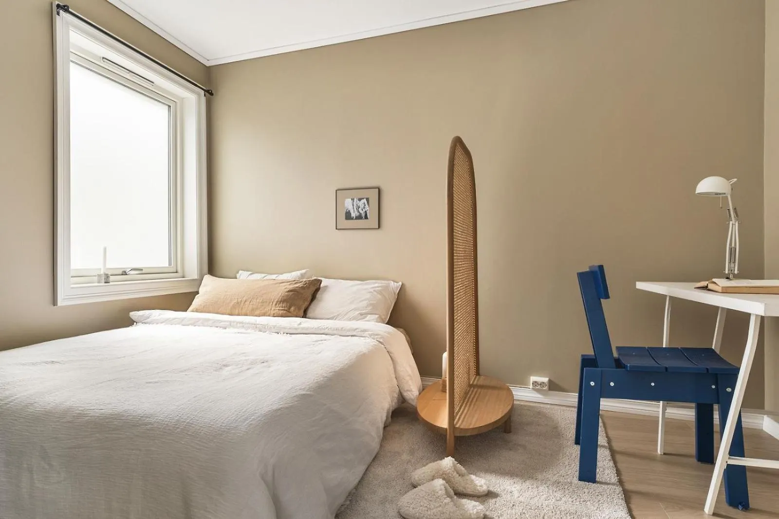 Apartament Sentral Leilighet Med Parkering Og Peis Bergen