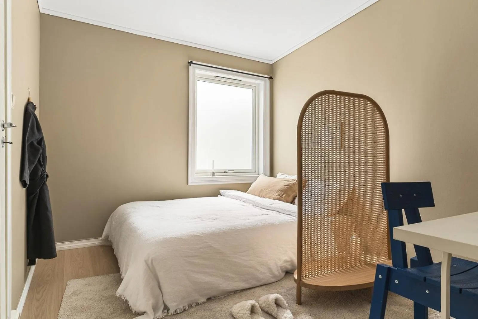 Sentral Leilighet Med Parkering Og Peis Bergen Apartament